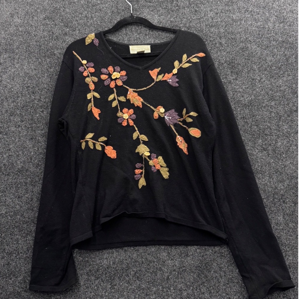 Monroe & Main Black Floral Embroidered Beaded V-Neck Sweater Large L Long Sleeve